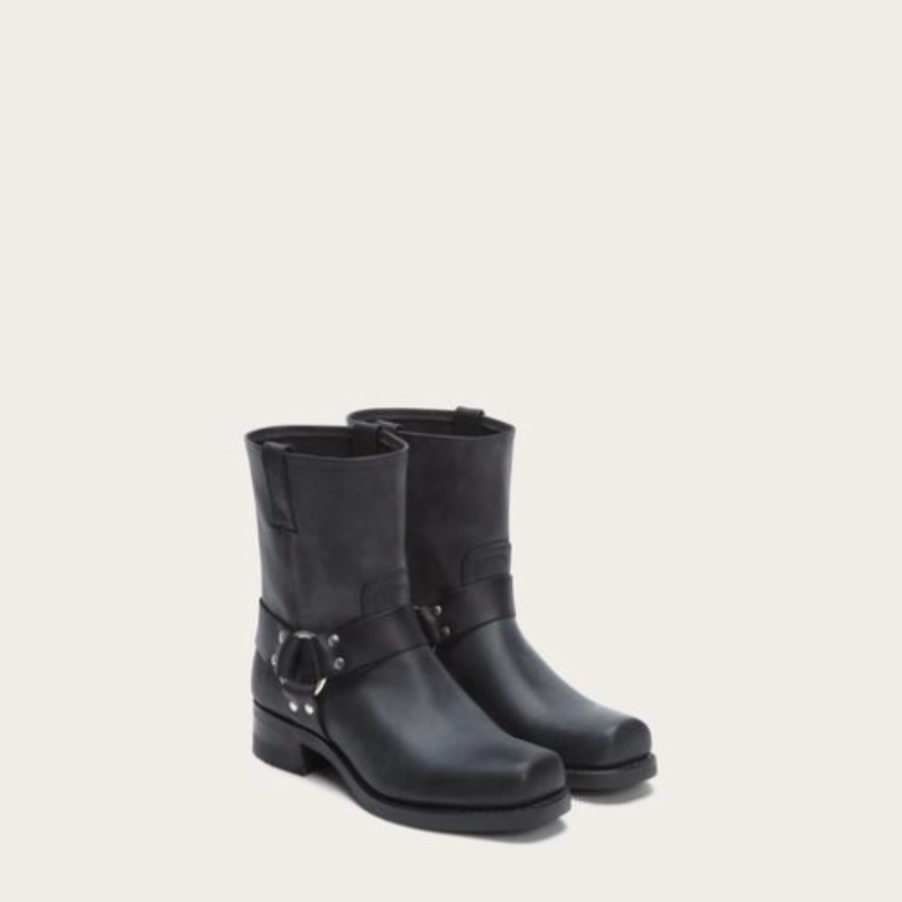 Frye Harness 8R NWOT